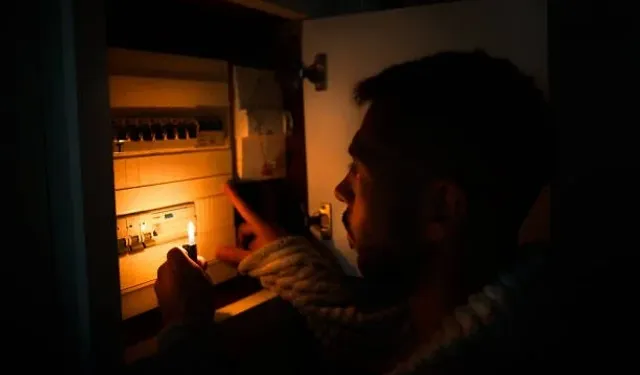 Çatak ilçesinde birçok mahallede elektrik kesintisi