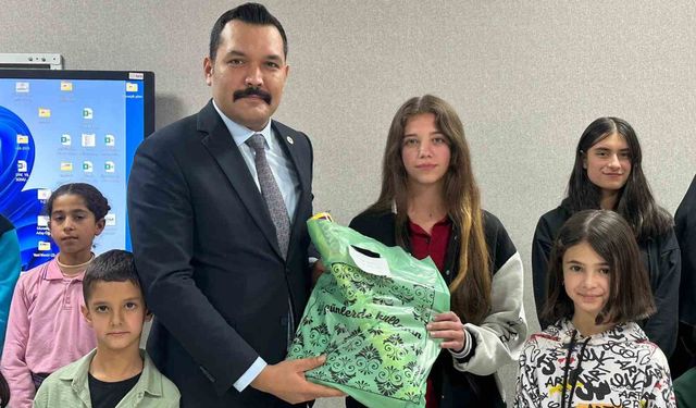 Van'da "Kitap Okuma Yarışması" ödül töreni