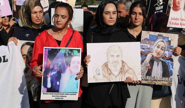 Rojin Kabaiş mezarı başında anıldı