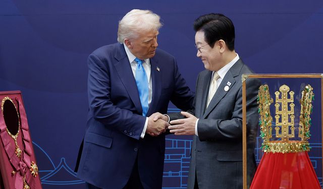 ABD Başkanı Donald Trump Güney Kore’de Onur Nişanı Aldı