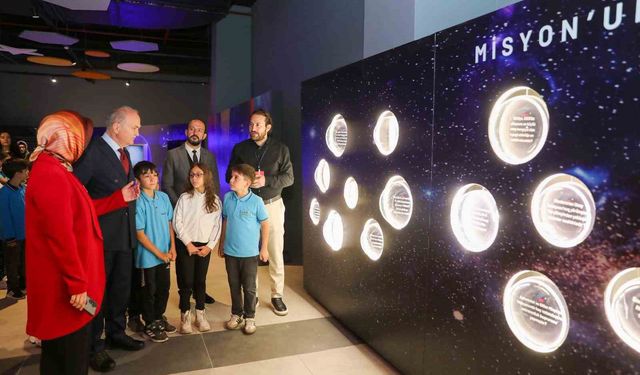 Türkiye’nin uzay yolculuğu anlatılıyor