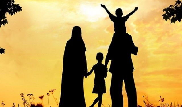 Gürpınar Vaizi Bakır’dan Anne ve Babaya Saygı Çağrısı