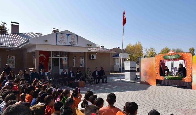 Van'da minik yürekler sanatla buluştu