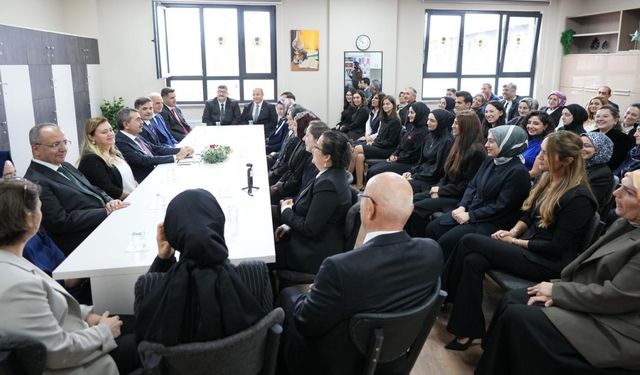 Öğretmenler 24 Kasım’da öğrenci ve velilerle buluşacak