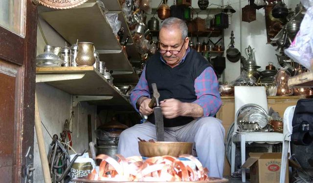 Bakır bileklikler yeniden moda oldu