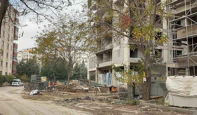 İnşaattan düşen işçi, hayatını kaybetti