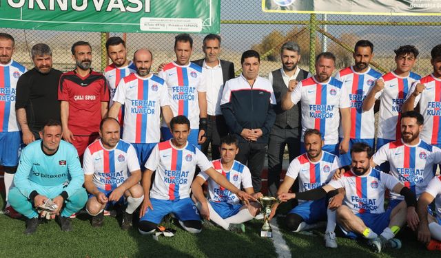 Gürpınar’da Barış Futbol Turnuvası Renkli Görüntülere Sahne Oldu
