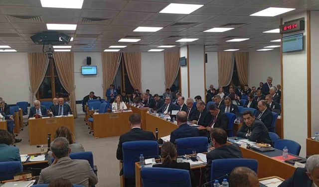TBMM Plan ve Bütçe Komisyonu’nda ‘Kürt illeri’ tartışması