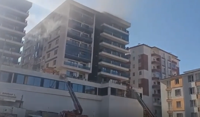 Van’ın İpekyolu İlçesinde Korkutan Yangın