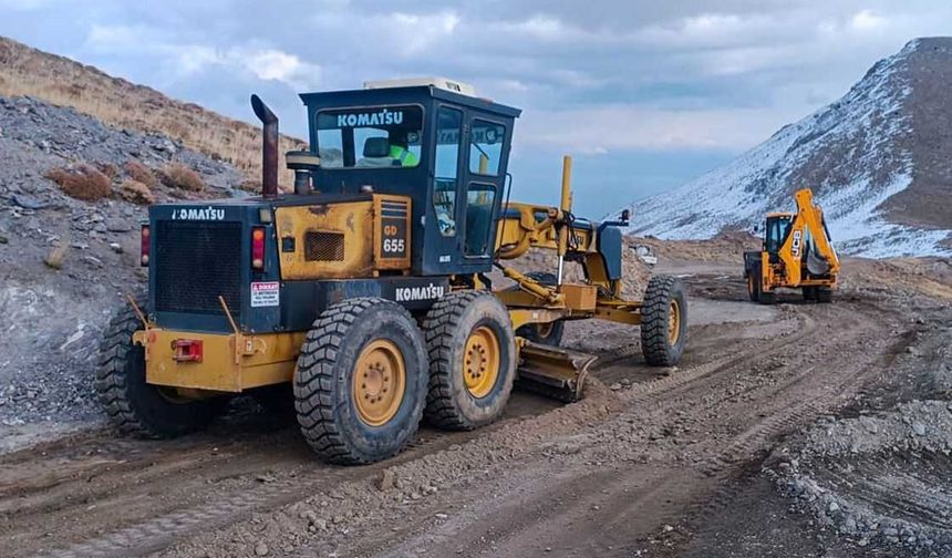 Van’da kış öncesi yol ve altyapı çalışmaları hızlandı