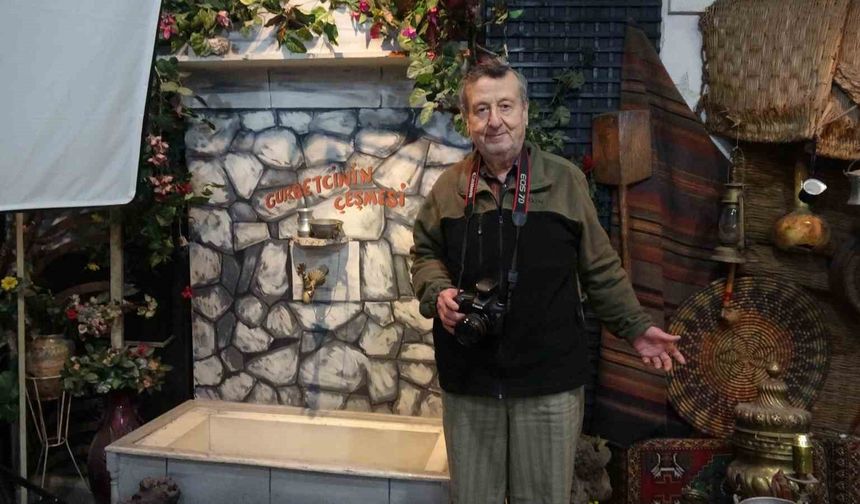 73 Yaşındaki Mahmut Kanık, Aile Mirası Fotoğrafçılığı Yaşatıyor