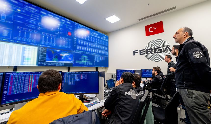 Dünya tarihinde ilk kez hibrit yörünge motoru uzayda ateşlendi