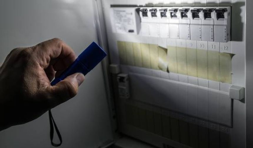 Van Edremit’tin 2 mahallelesinde elektrik kesintisi