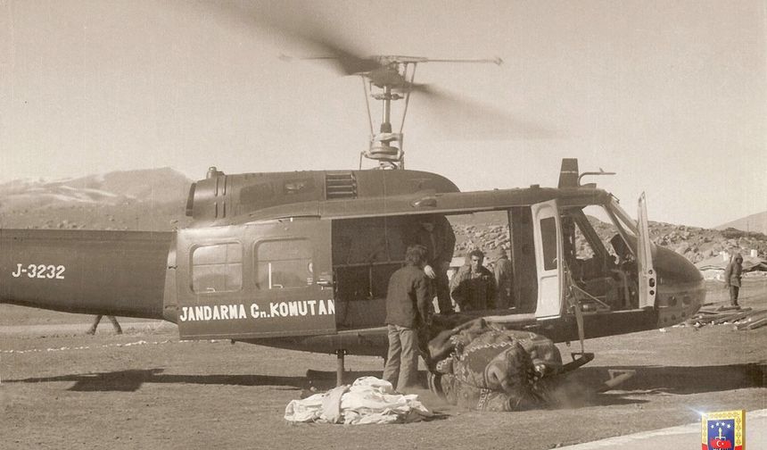Çaldıran depreminin 50’nci yılında jandarmadan tarihi helikopter paylaşımı