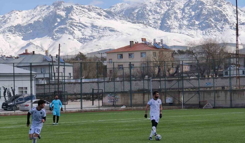 Van’da amatör futbol maçları devam ediyor