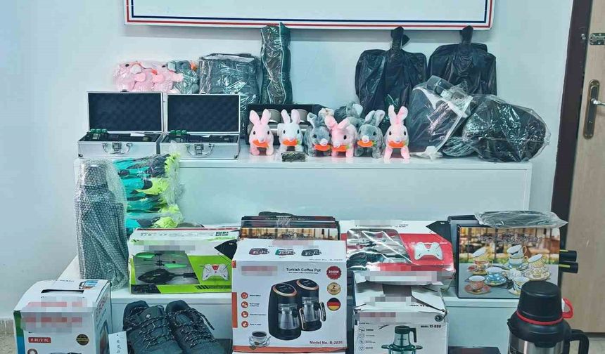 Van’da gümrük kaçağı malzemeler ele geçirildi