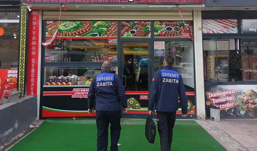 Edremit’te çiğ köfte işletmeleri denetlendi