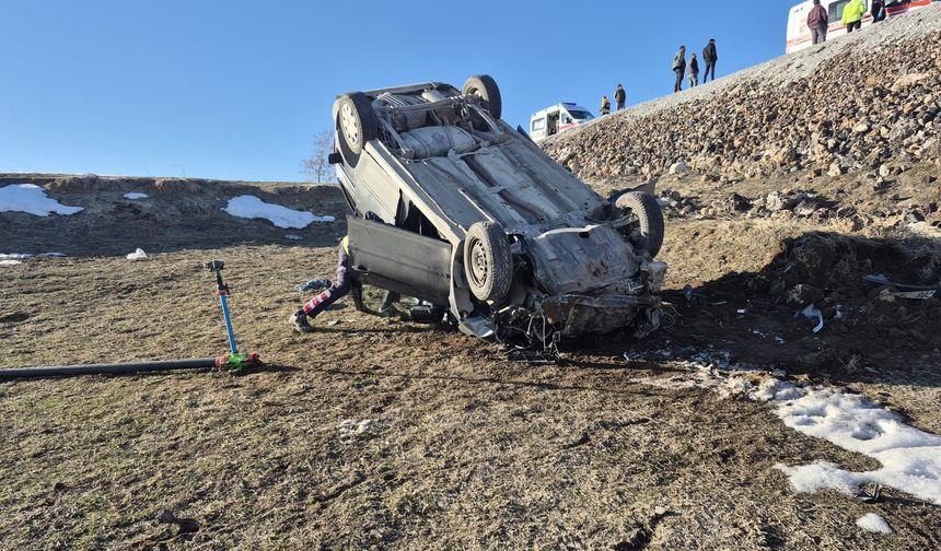 Van Erciş'te trafik kazası: 3 yaralı