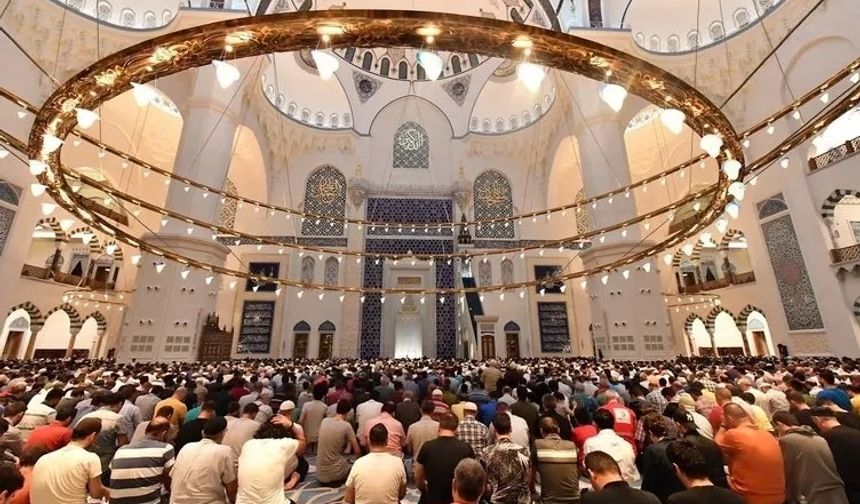 İpekyolu’nda Hatimle Teravih Namazı Kılınacak Camiler Açıklandı