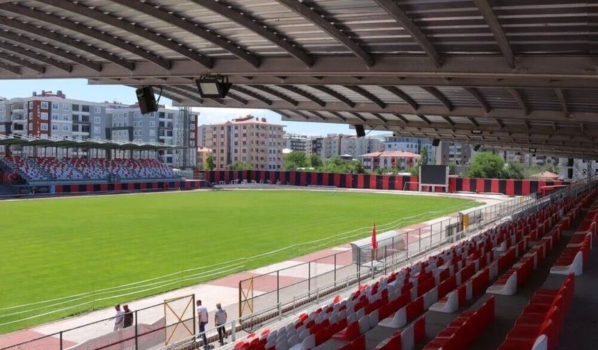 Vanspor-Erzurumspor maçında sürpriz gelişme: Kapalı alan da taraftara açıldı