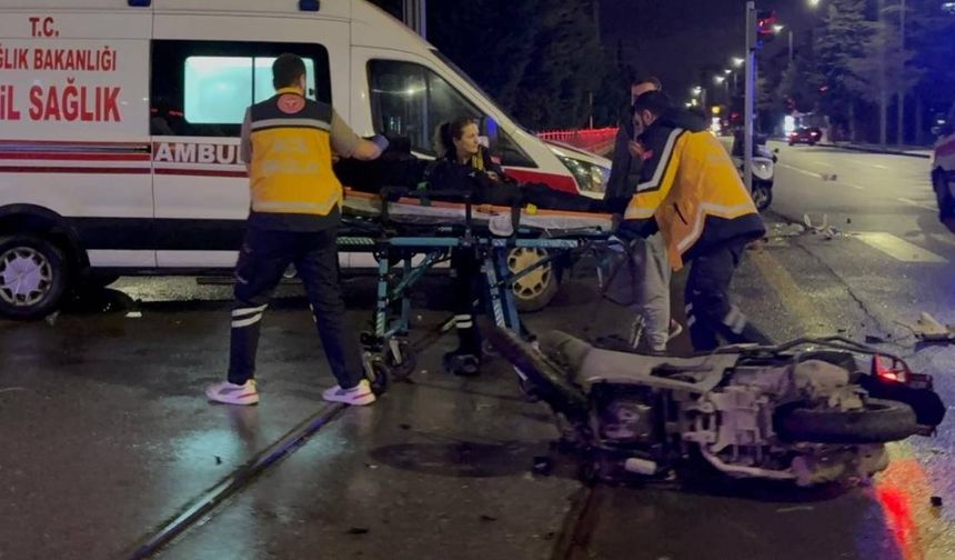 Kayseri’de feci kaza: Cip otomobile çarptı, 2 kişi ağır yaralandı