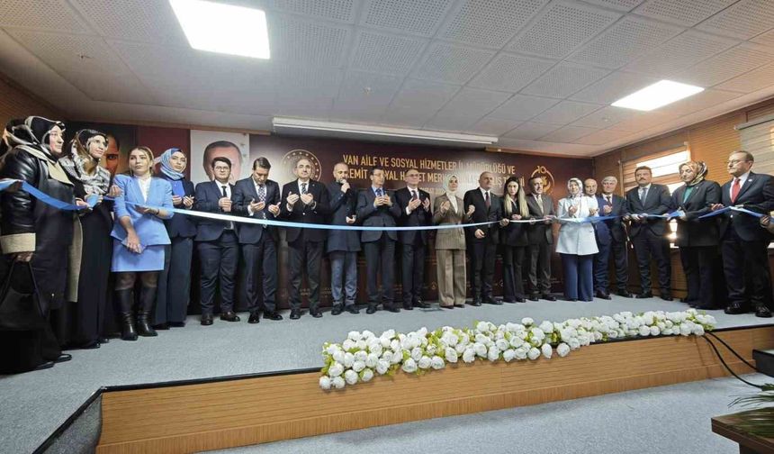 Bakan Göktaş: "Gece gündüz demeden çalışmaya devam edeceğiz"