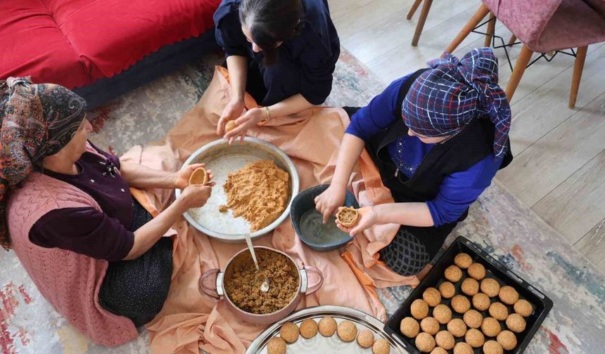 Bayram sofralarının vazgeçilmez lezzeti: İçliköfte