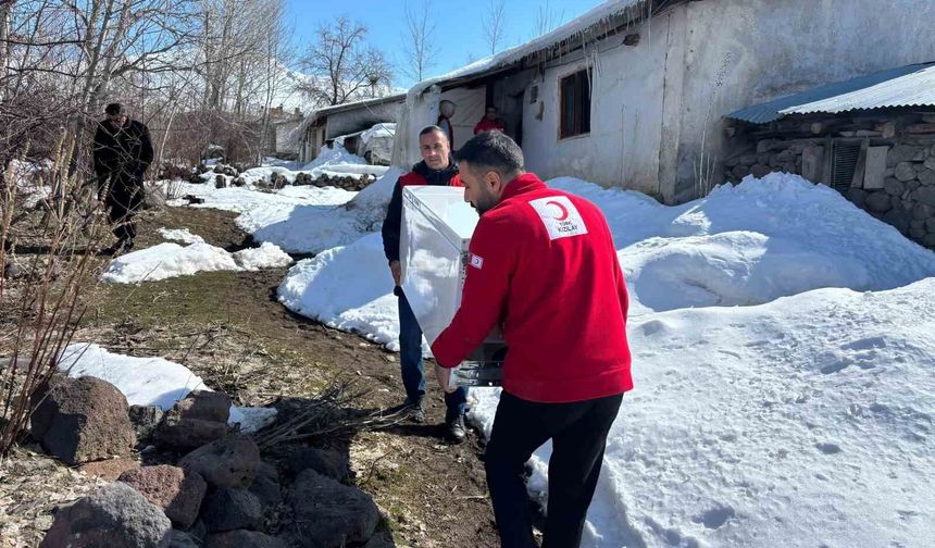 Türk Kızılayı Muradiye Şubesi'nden Örnek Davranış