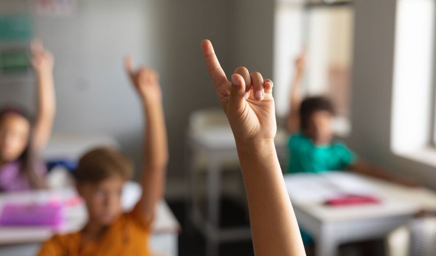 Van'da ara tatil sonrası 309 bin öğrenci için ders zili çaldı