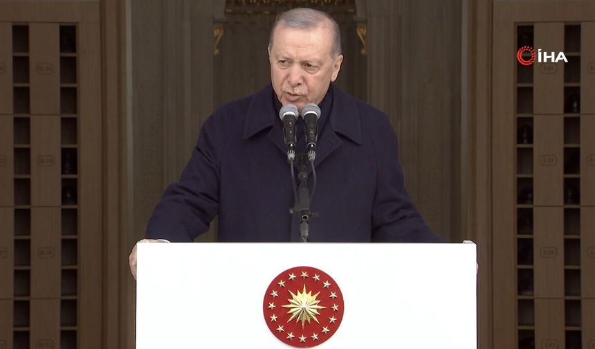 Cumhurbaşkanı Erdoğan: “Milli ve manevi kimliğimize sahip çıkmaya devam edeceğiz”