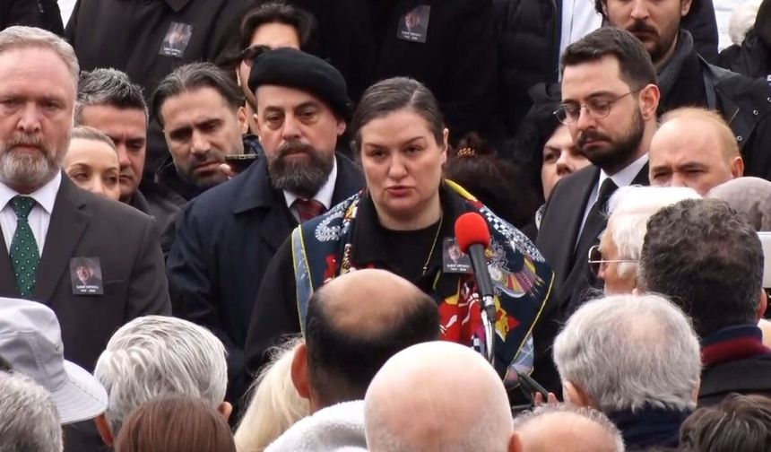 İlber Ortaylı İçin Galatasaray Üniversitesi'nde Duygusal Veda Töreni