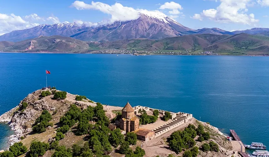 Van Turizmi İçin Çeşitlilik Çağrısı