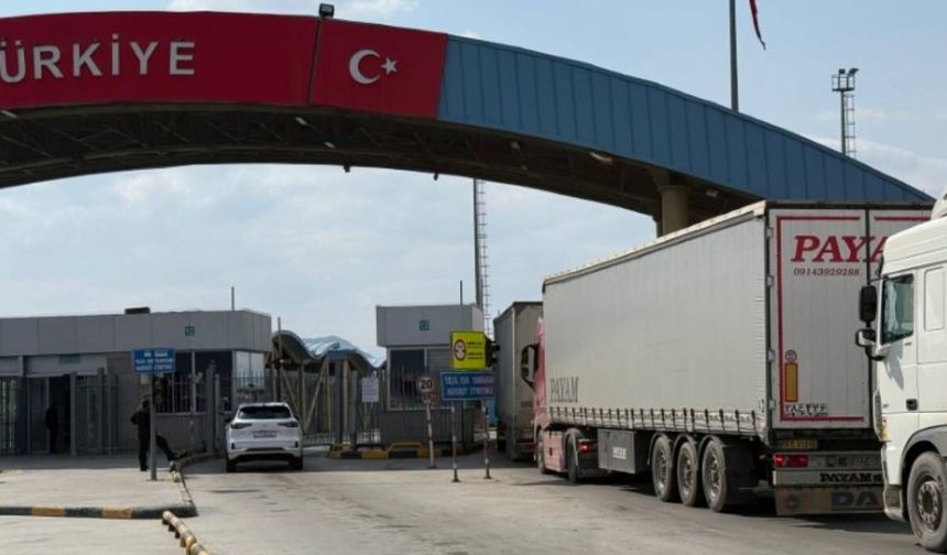 İran’dan Nahçıvan’a İHA saldırısı sonrası sınır kapıları yeniden açıldı