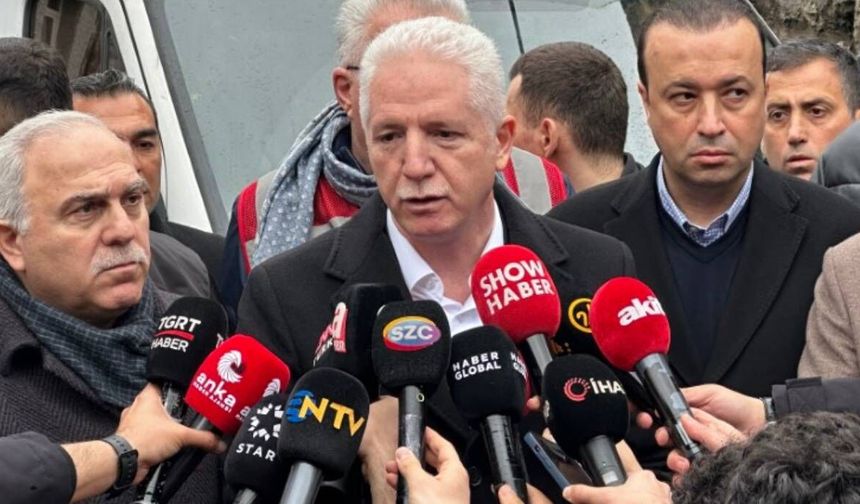 İstanbul Valisi Gül: “Göçük altında 9 kişi kaldı, 7 kişi tedavi için hastaneye gönderildi”