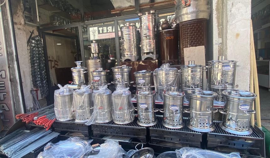 Van Sobacılar Çarşısı’nda mangal ve semaver sezonu başladı