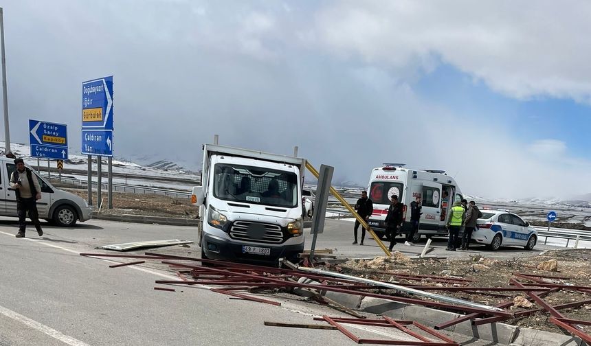 Van’da trafik kazasında 2 kişi yaralandı