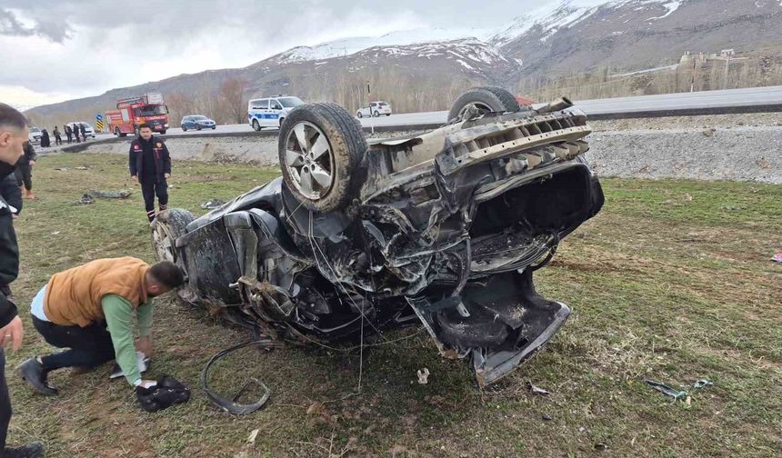 Van’da Muradiye-Çaldıran yolunda kaza: 1 ölü, 2 yaralı