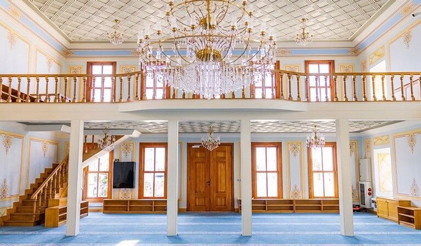 Fatma Sultan Camii bir asır sonra ibadete açıldı