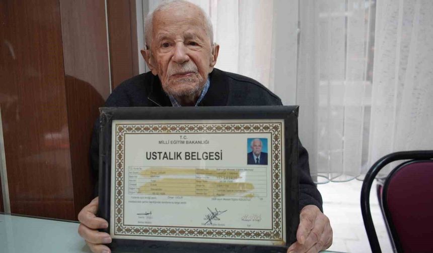 Asırlık döner ustası 84 yıldır mesleğini sürdürüyor