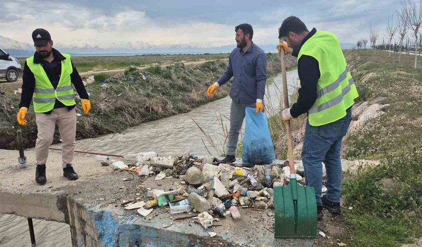 İnci Kefali’nin Üreme Göçü İçin Van Dereleri Temizleniyor