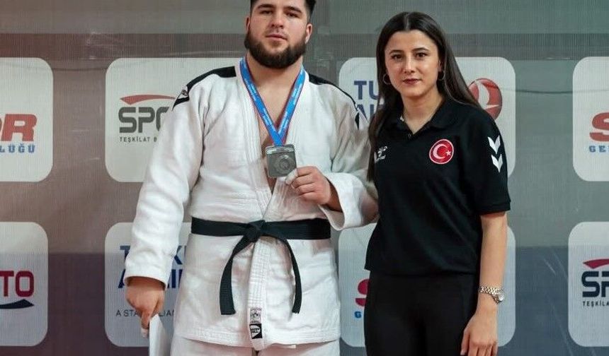 Vanlı sporculardan Avrupa yolunda judo başarısı