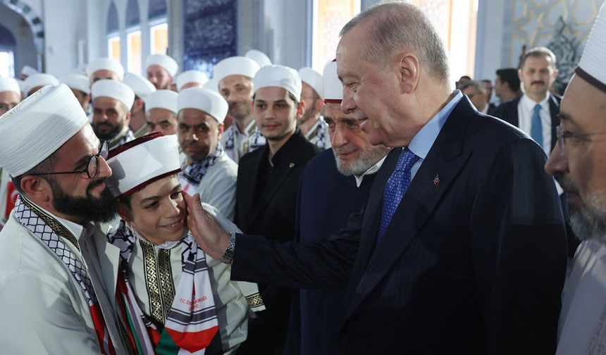 Cumhurbaşkanı Erdoğan, 333 hafızın icazet merasimine katıldı