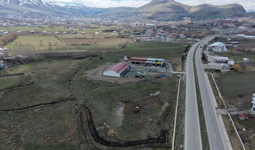 Gevaş’ın yeni içme suyu hattı tamamlandı