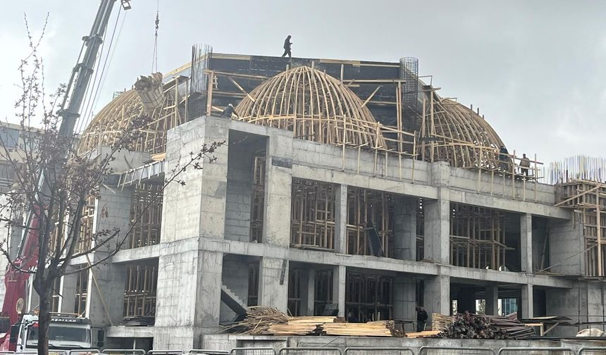 Van’ın Tarihi Simgesi Hz. Ömer Camii İnşaatında Sona Yaklaşıldı