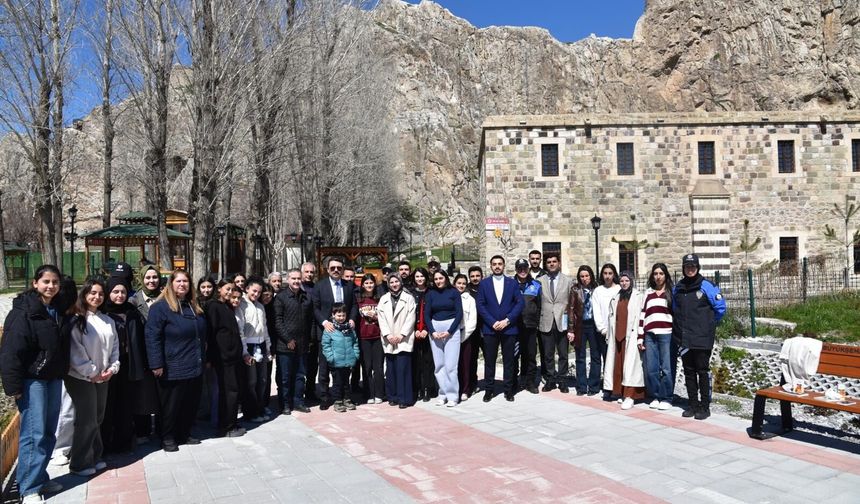 İpekyolu Kaymakamı Gilan: “Okuyan Toplum, Güçlü Gelecek”