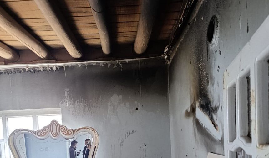 Van'da ev yangını maddi hasara yol açtı