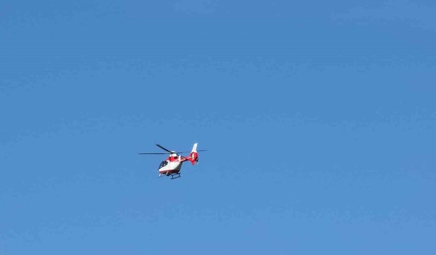 Van’da durumu ağırlaşan 77 yaşındaki hasta için helikopter havalandı