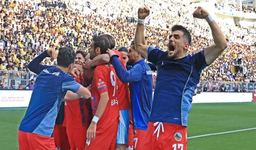 Vanspor FK’dan Mardin 1969 Spor’a Tebrik Mesajı
