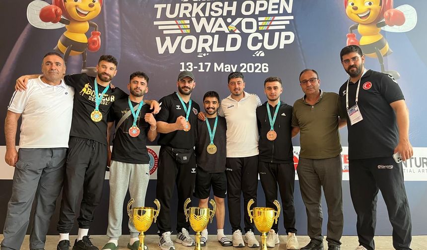 Antalya’daki Dünya Kupası’nda Van rüzgârı esti