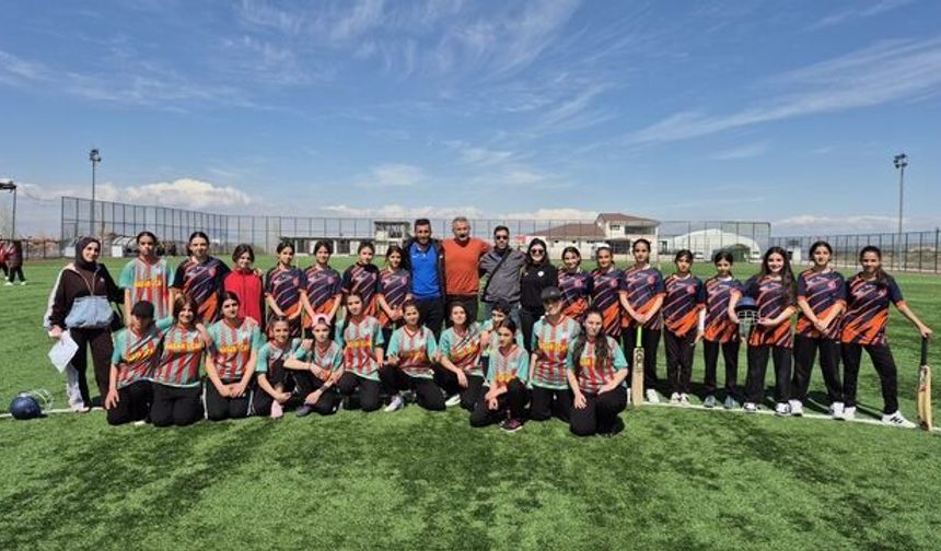 Vanlı öğrencilerden büyük başarı